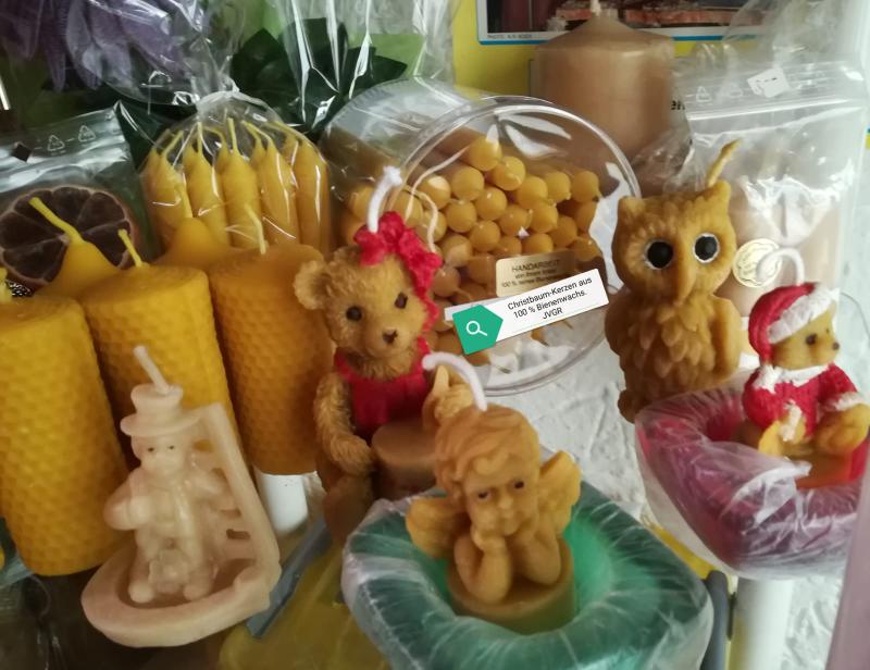 Bienenwachskerzen in speziellen Formen
